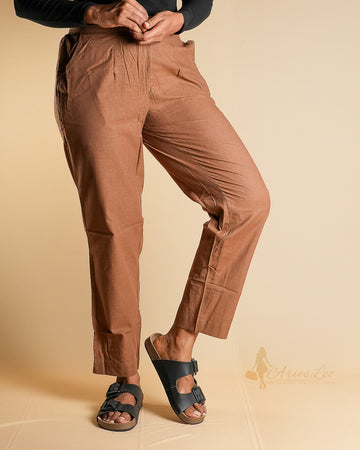 Plain straight cut pant -BROWN